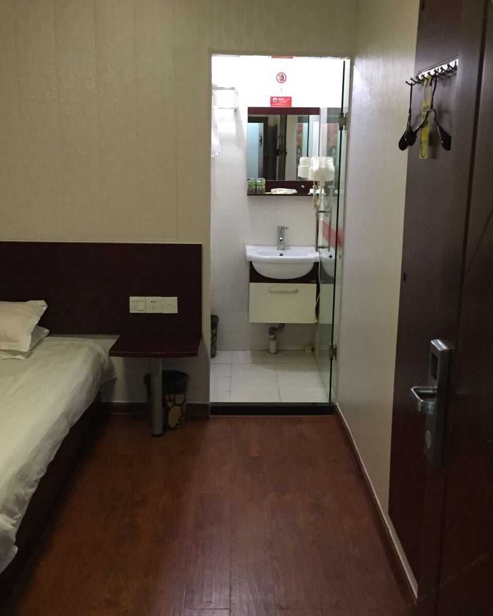 标准单人间