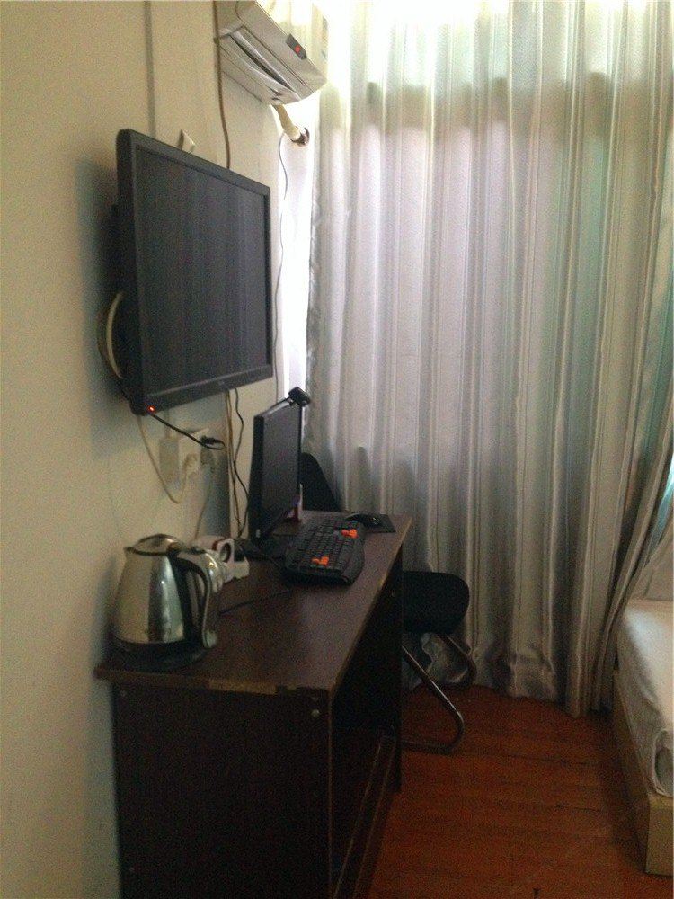 电脑标准间