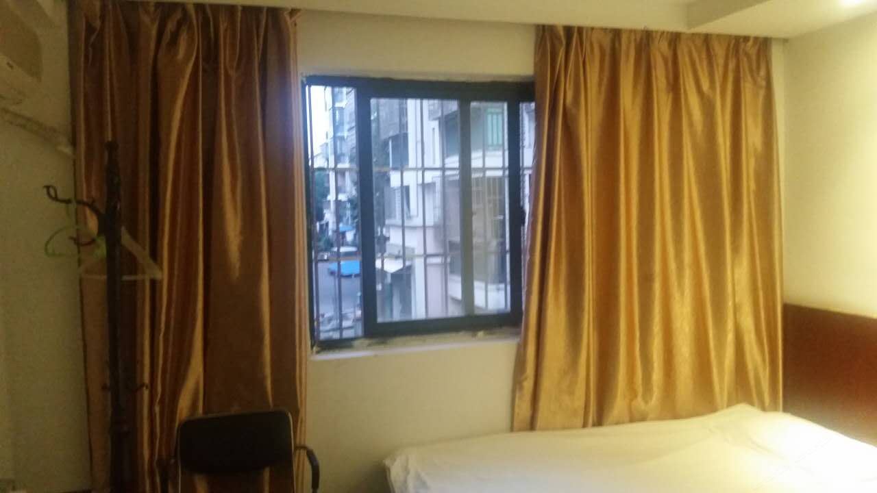 大床房