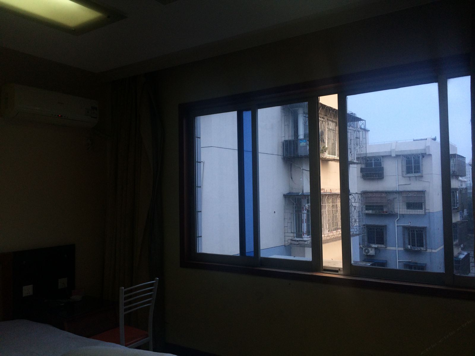 单人间