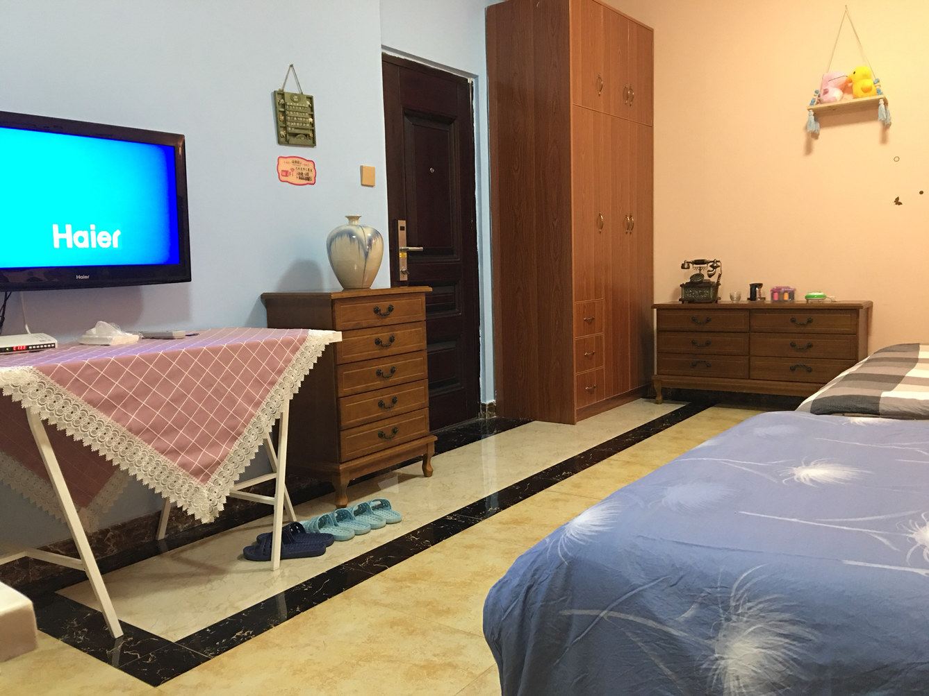 南昌红谷滩世茂凯莉江景公寓(4号店)