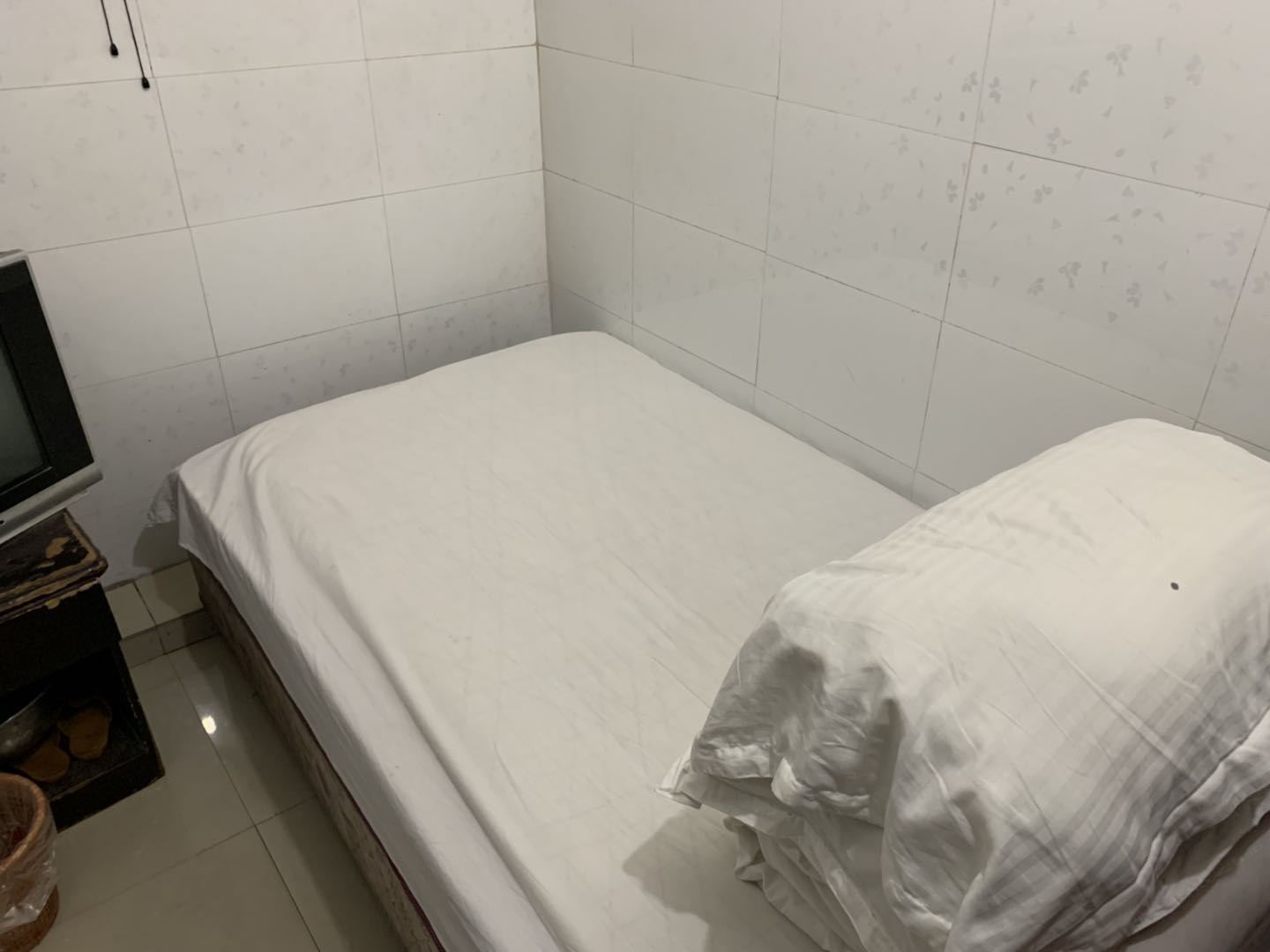 普通单人间