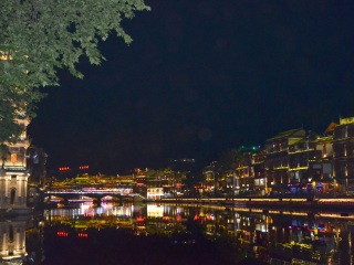 現(xiàn)在去湖南鳳凰古城旅游多少錢_湖南鳳凰古城旅游費(fèi)用_湖南鳳凰古城旅游費(fèi)用多少