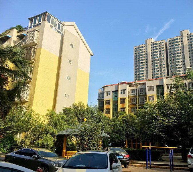 西安一路上有我特色民宿