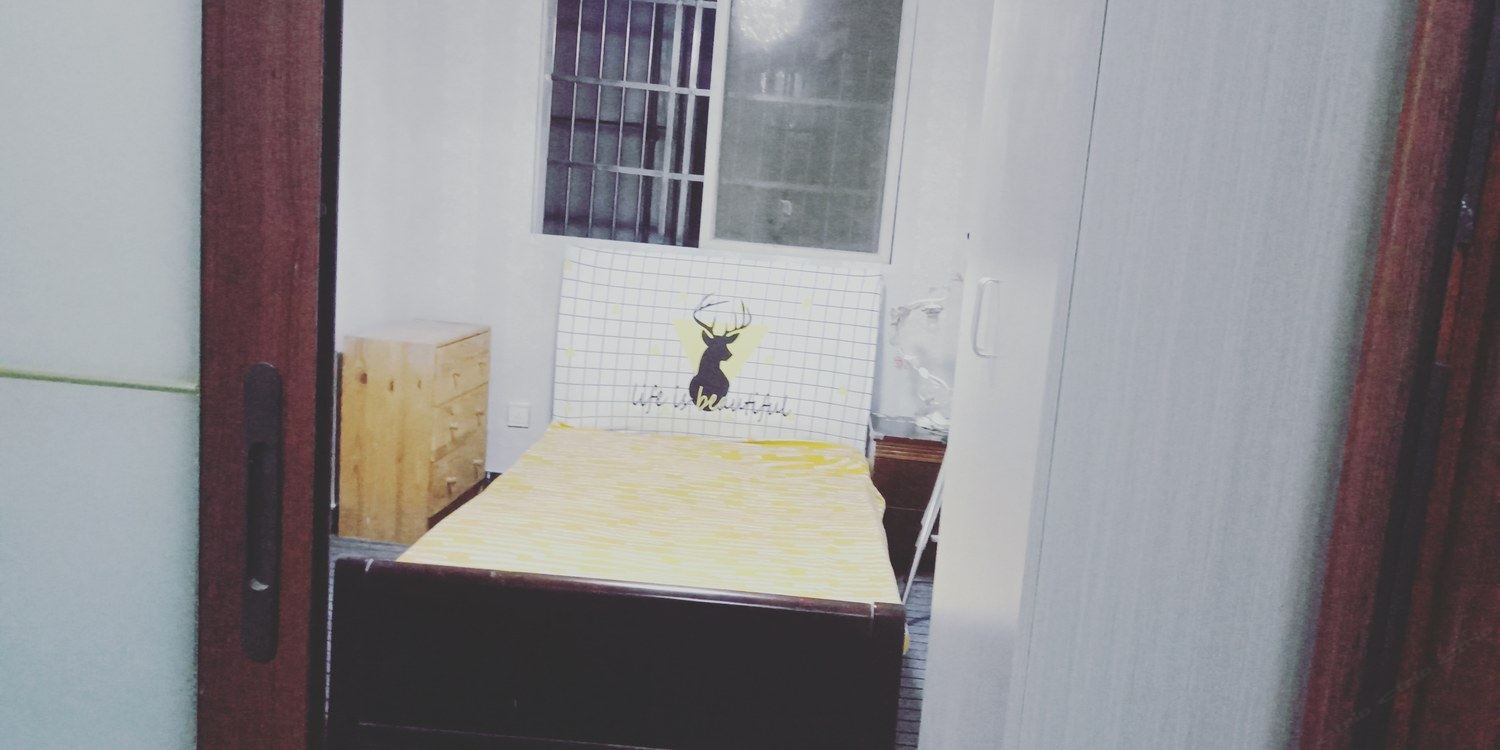 精致一室一厅套房