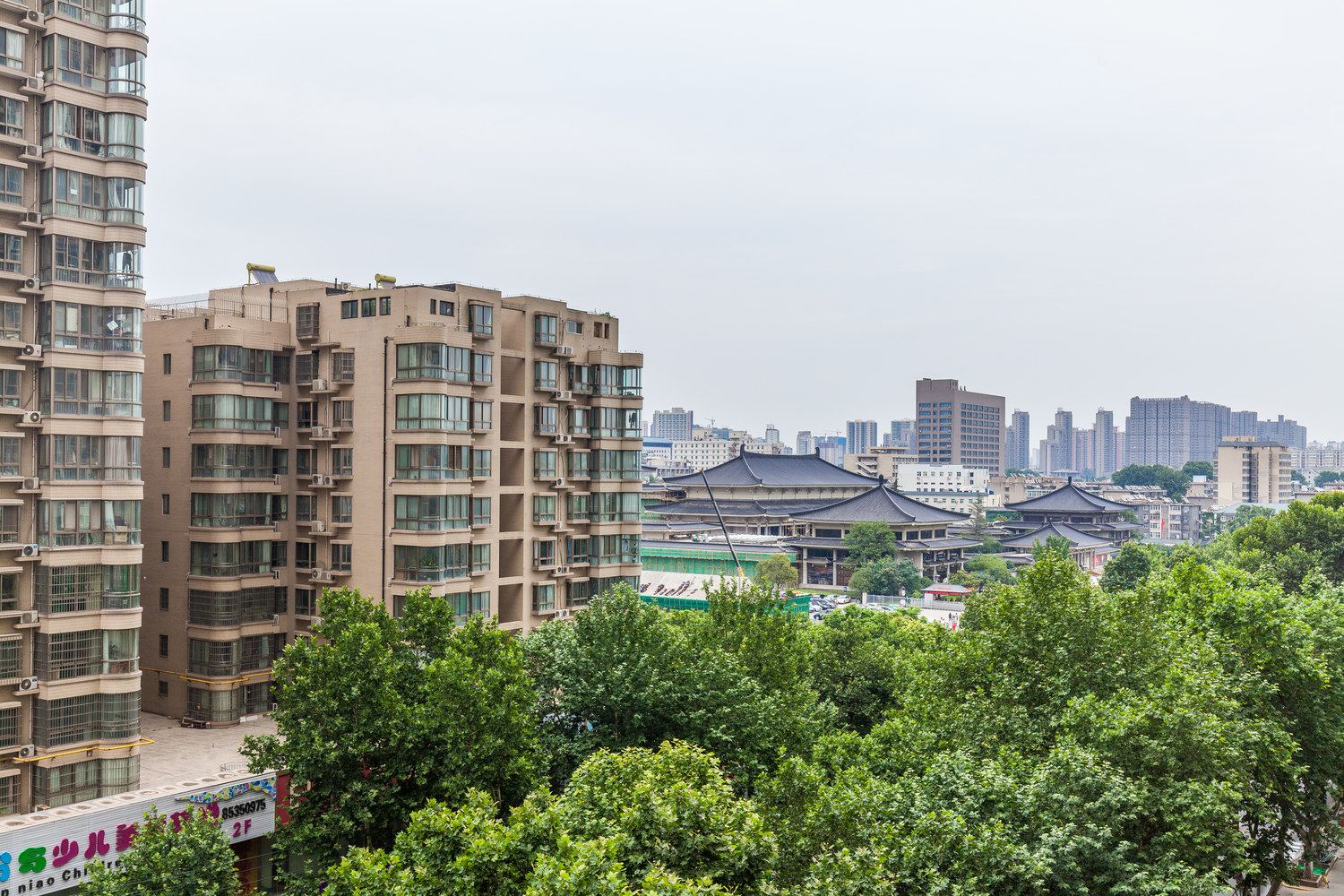 西安周德备公寓(环保路南口分店)