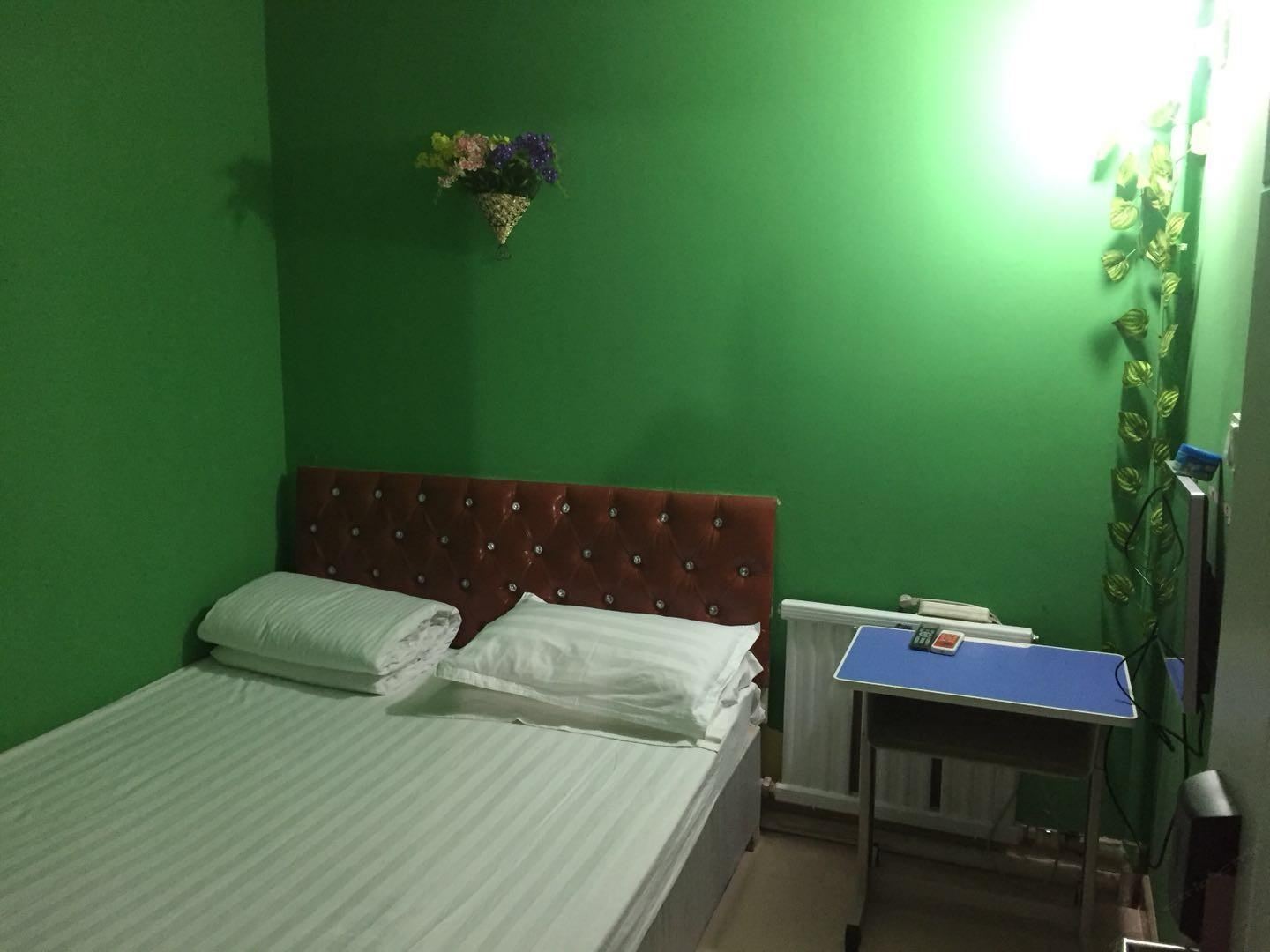 普通大床房