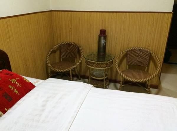 标准双床房