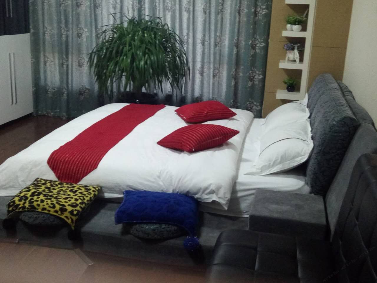 豪华景观大床房