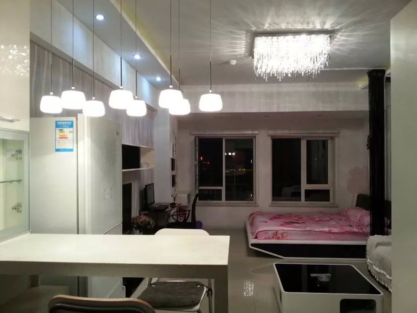 电脑大床房