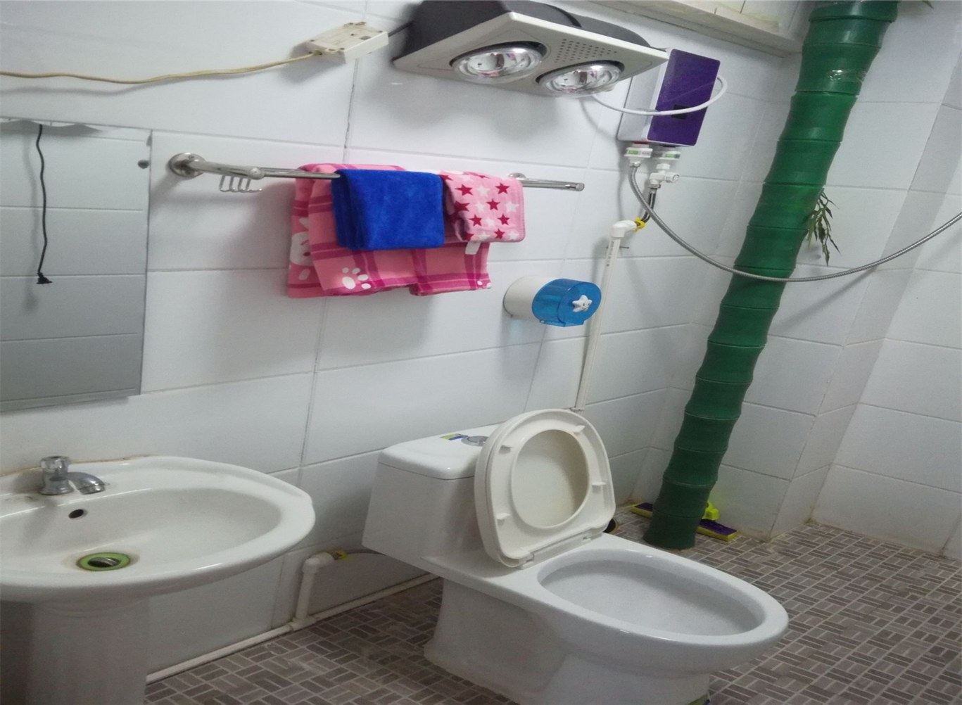 一室大床房
