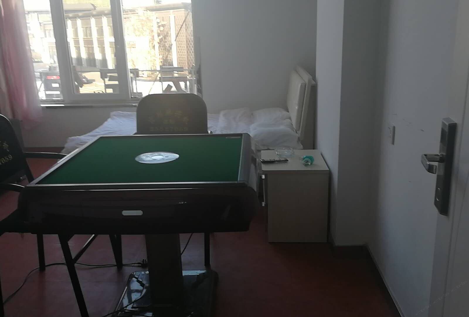 麻将房