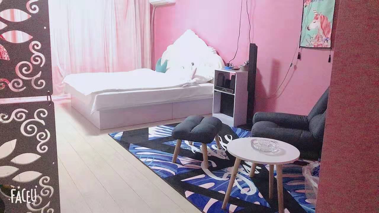 温馨大床房