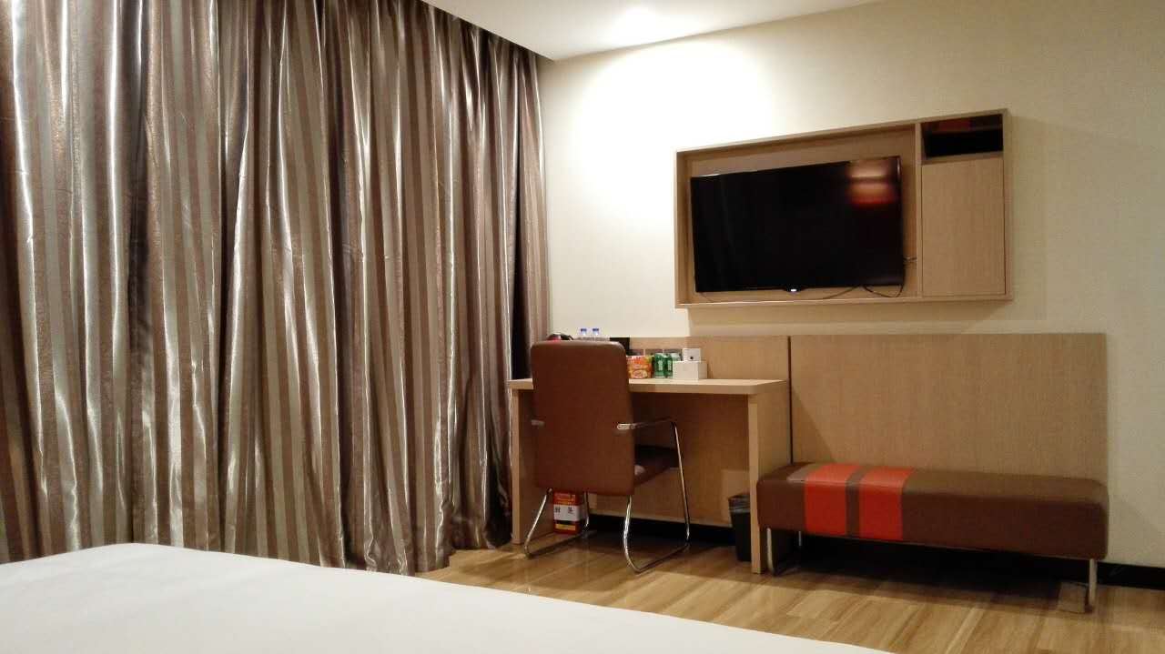 优享大床房