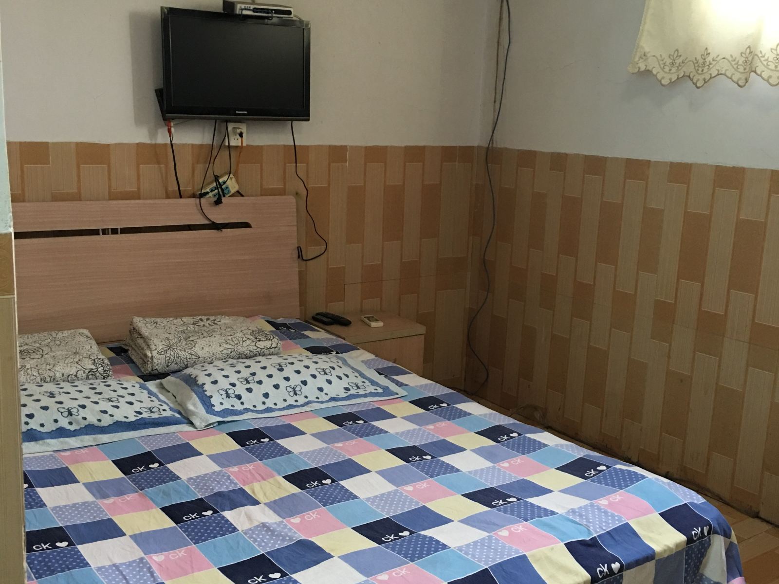 标准大床房