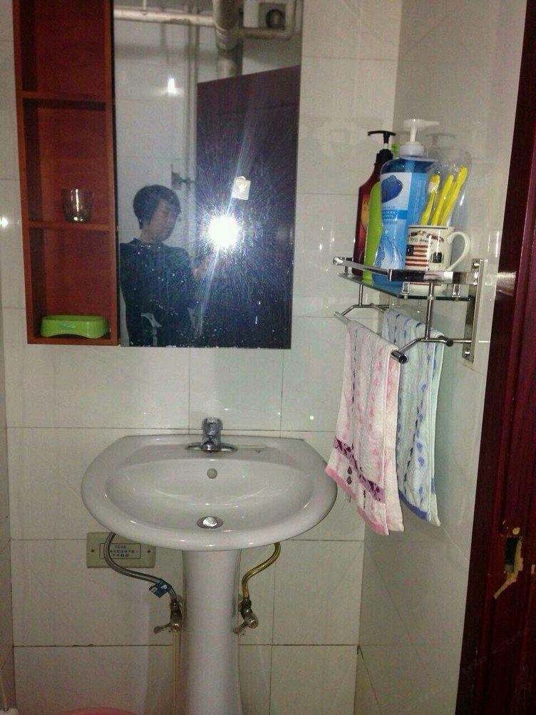 家庭二室一厅套房(无窗)