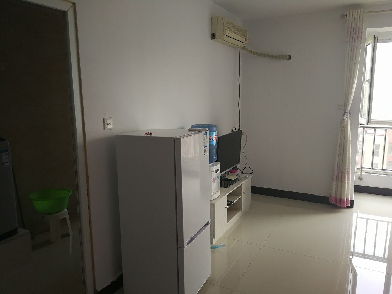 温馨一室一厅套房