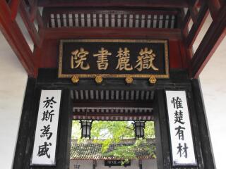 現(xiàn)在去湖南鳳凰古城旅游多少錢_湖南鳳凰古城旅游費(fèi)用_湖南鳳凰古城旅游費(fèi)用多少