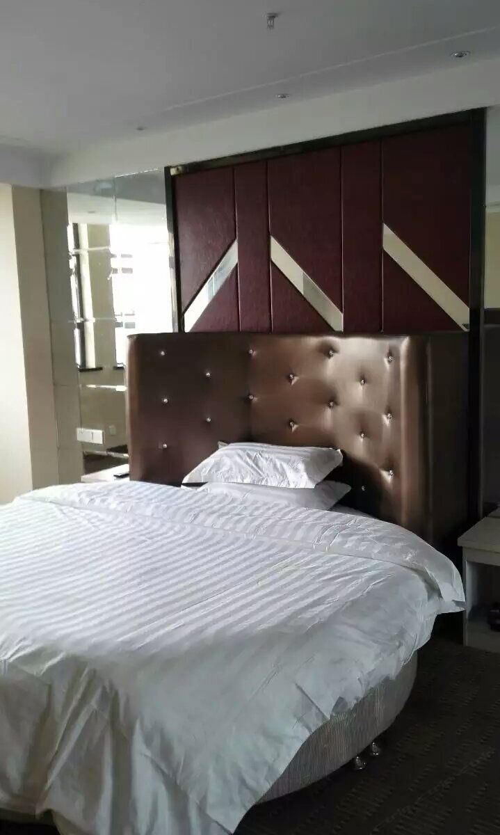 温馨圆床房