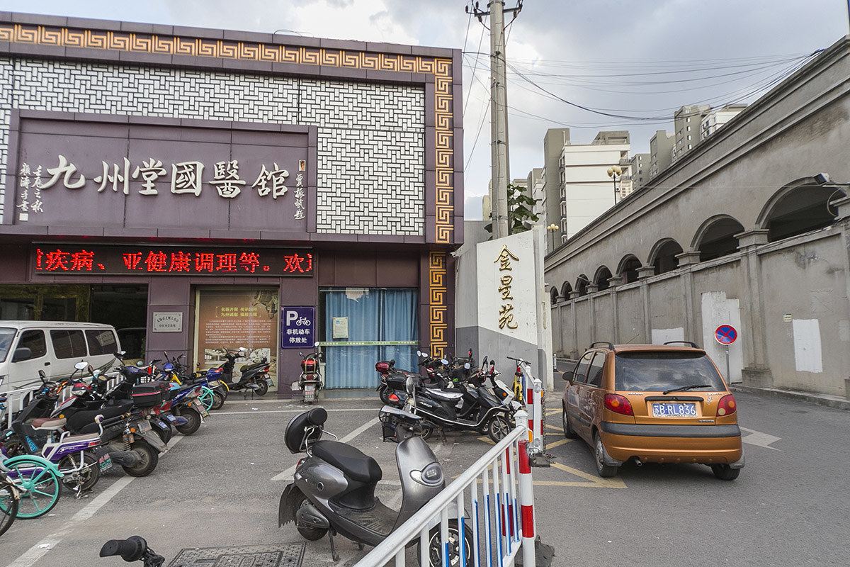 鸡窝头很帅气公寓NO.2