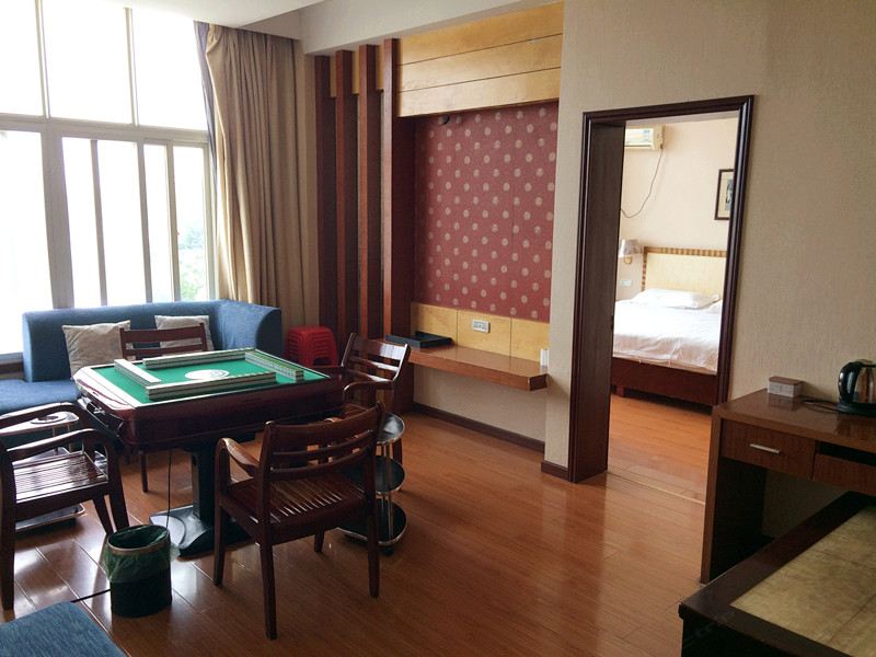 棋牌套房