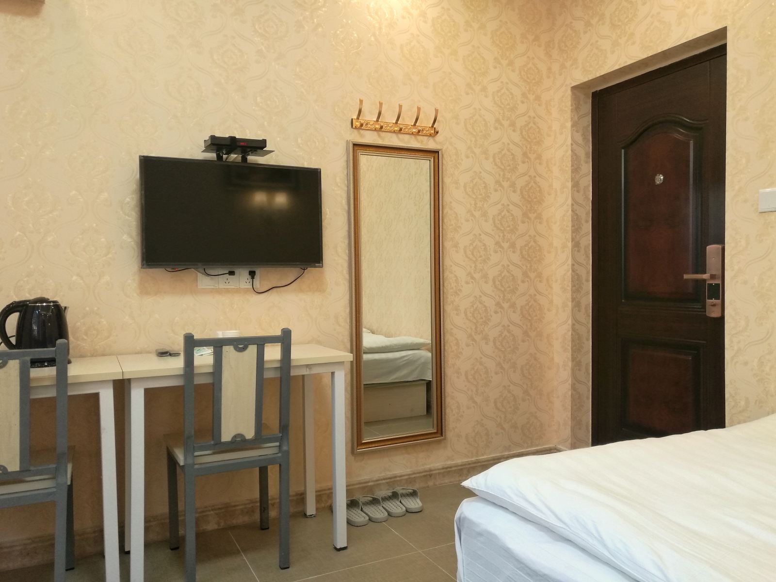 豪华大床房