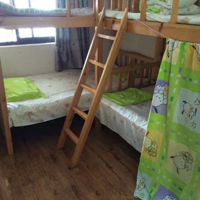 女生四人间(床位)