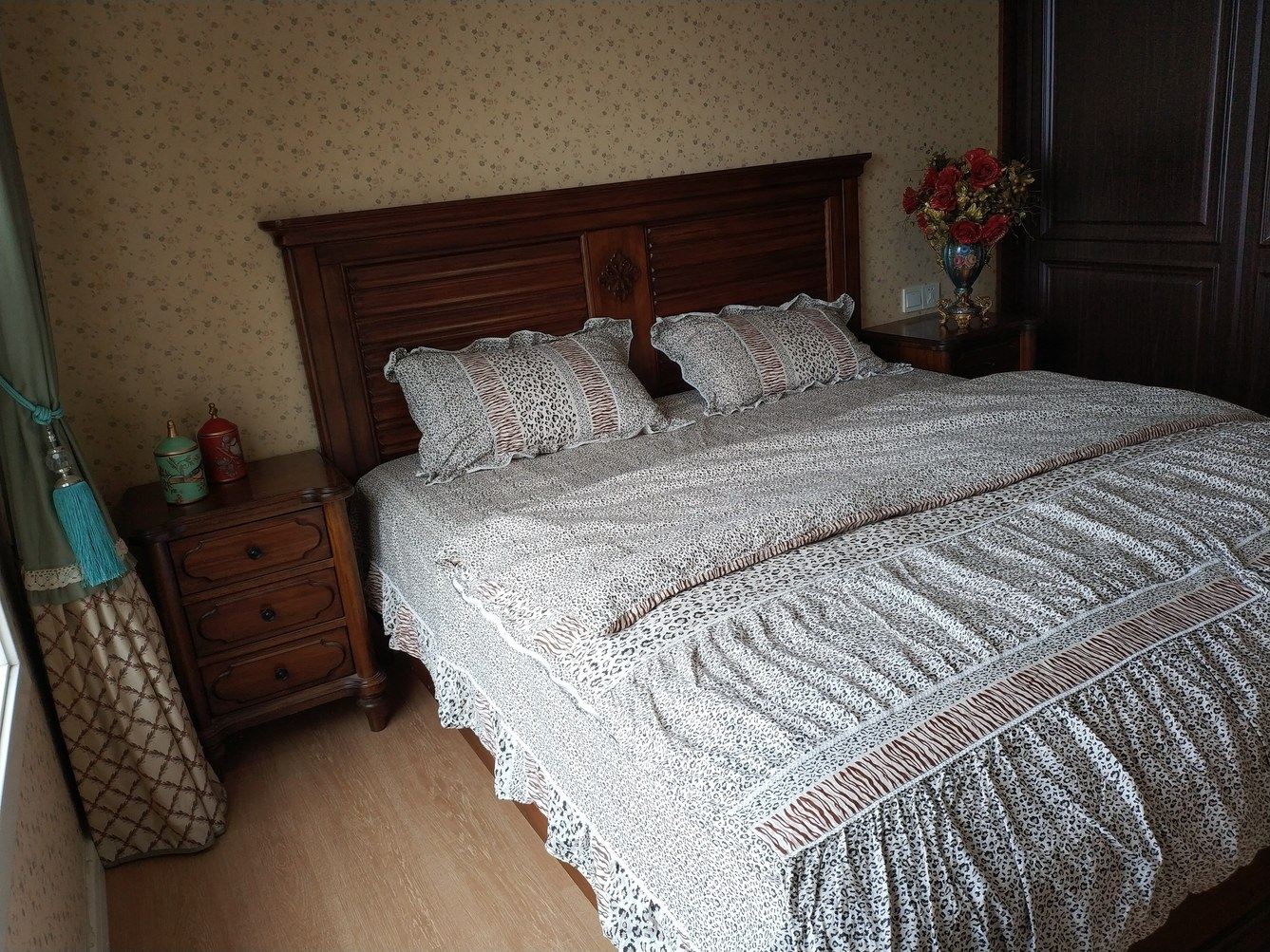 简约三室一厅套房