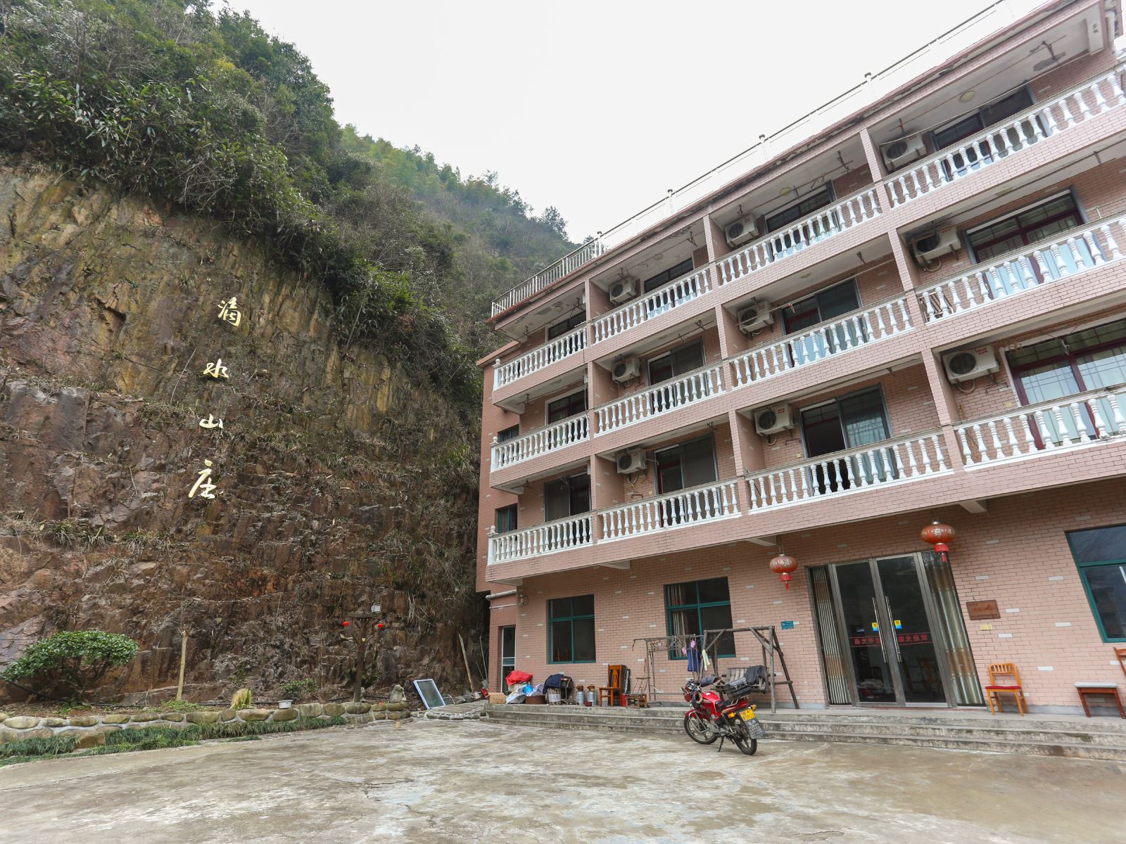 杭州滴水山庄