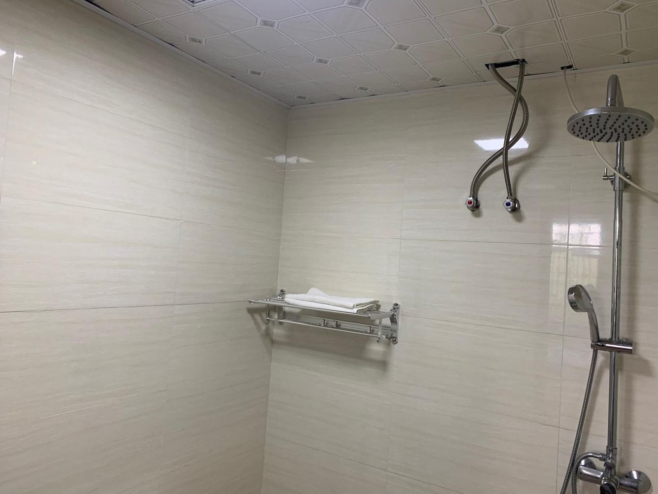 养生一室二床房
