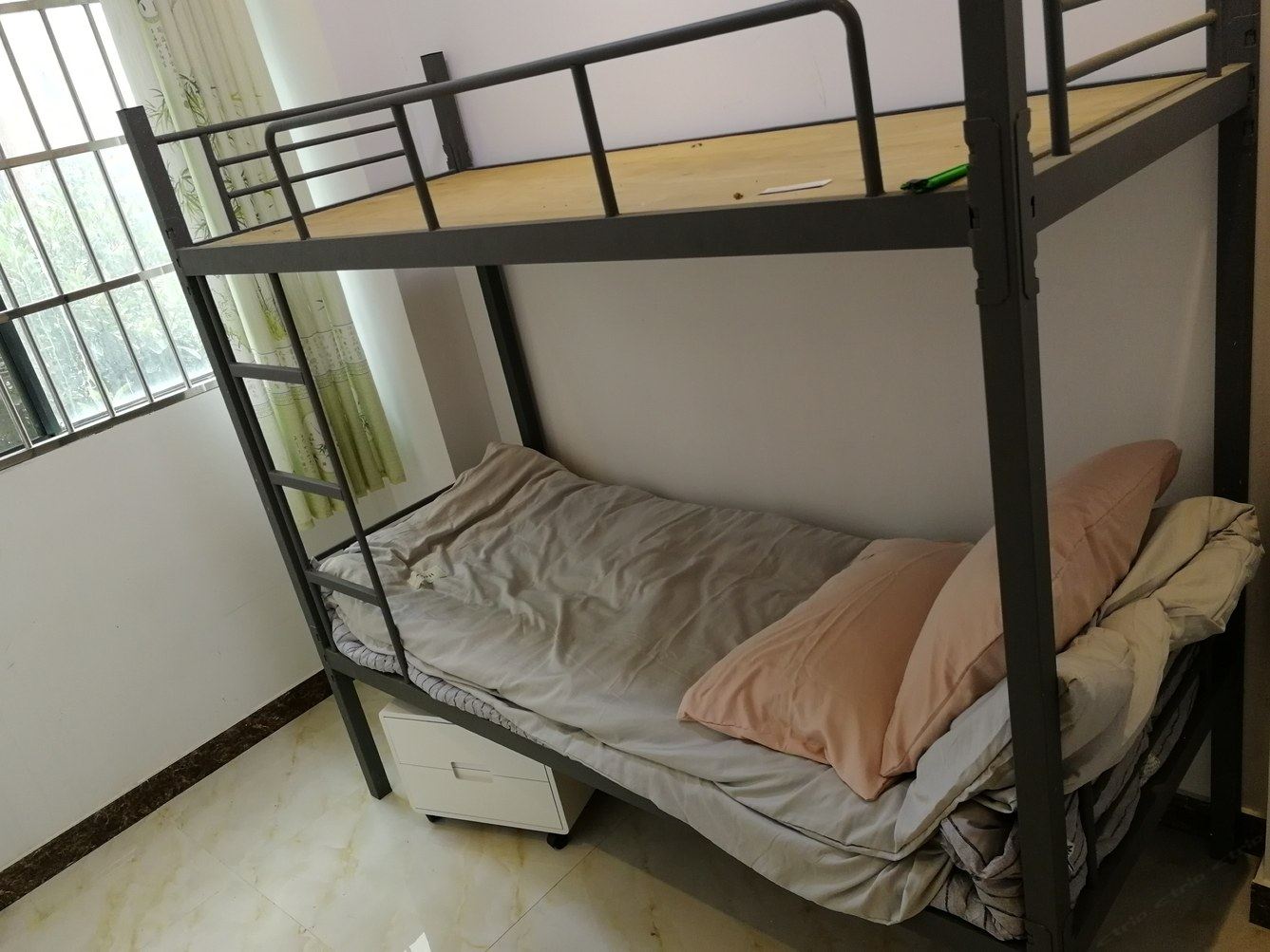 舒适复式四室二厅套房