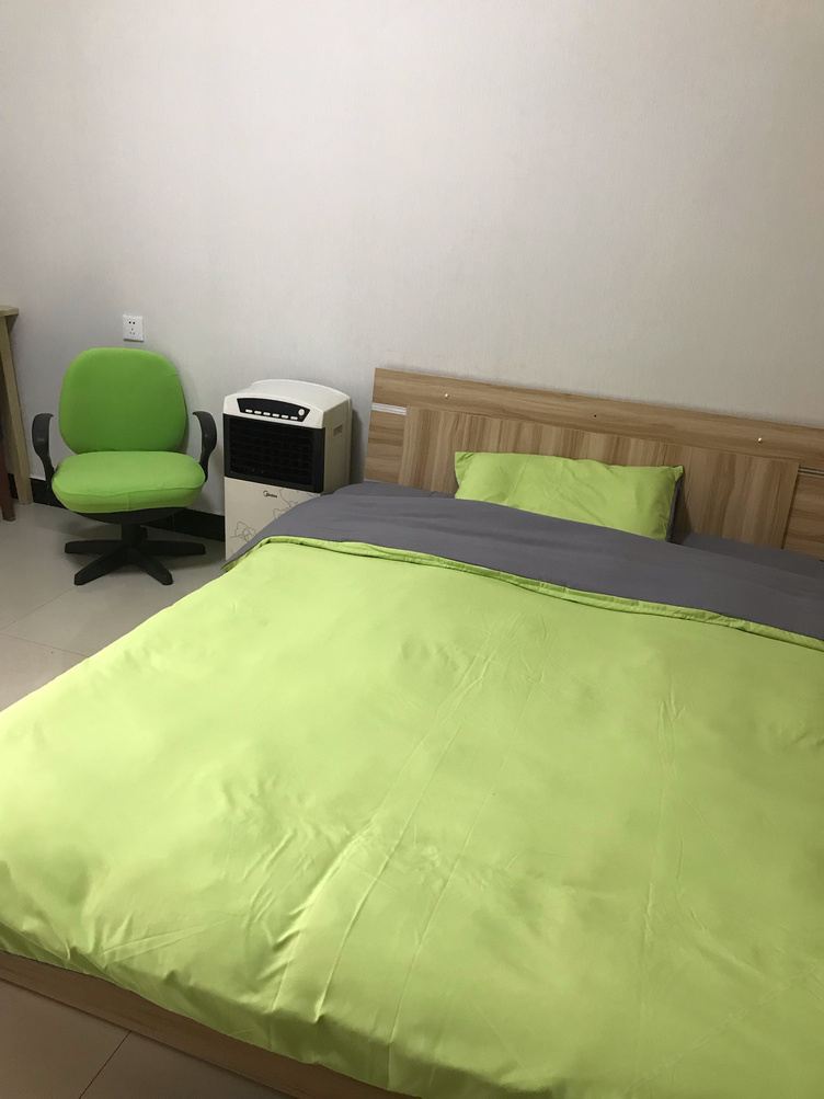 简洁一室大床房