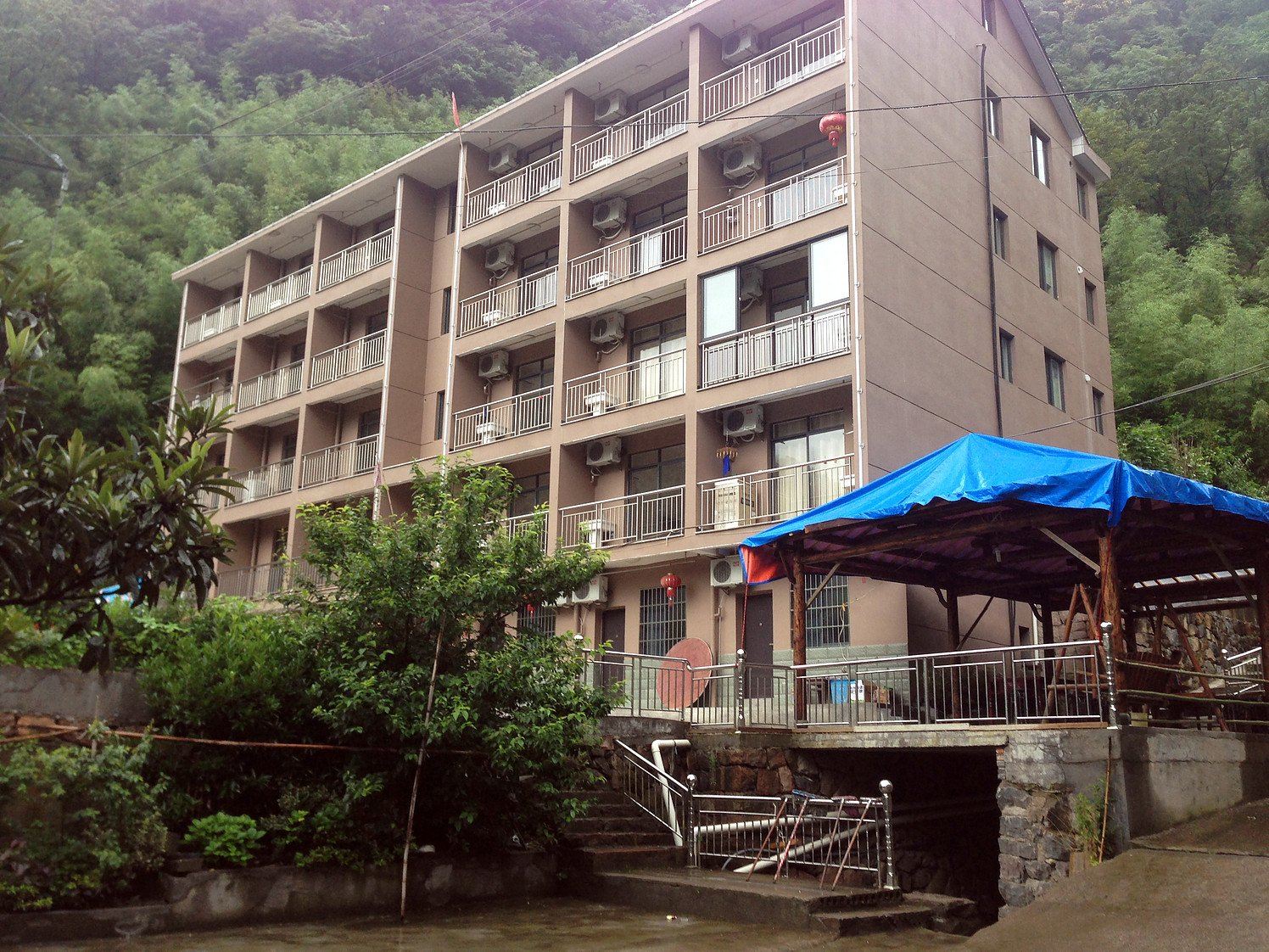 杭州龙凤山庄