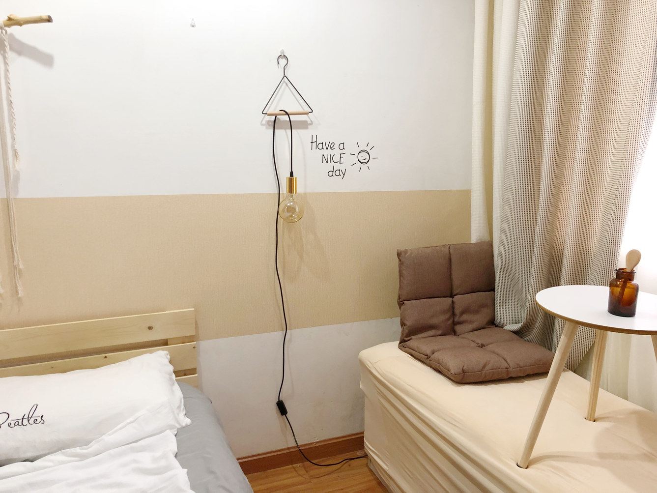 武汉江汉路拾光小屋(11号店)