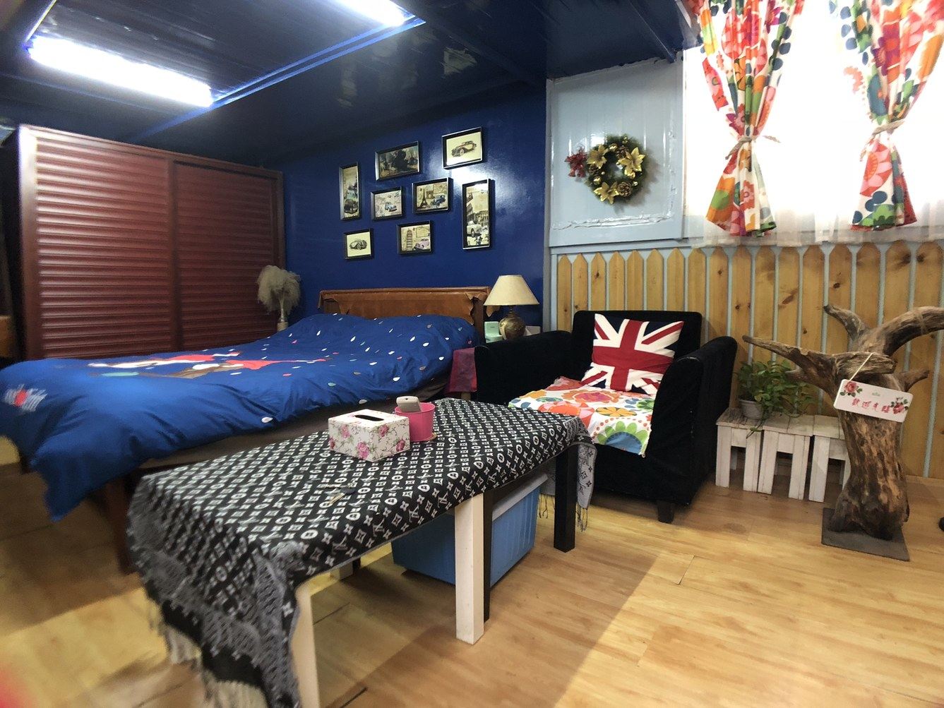一室大床房