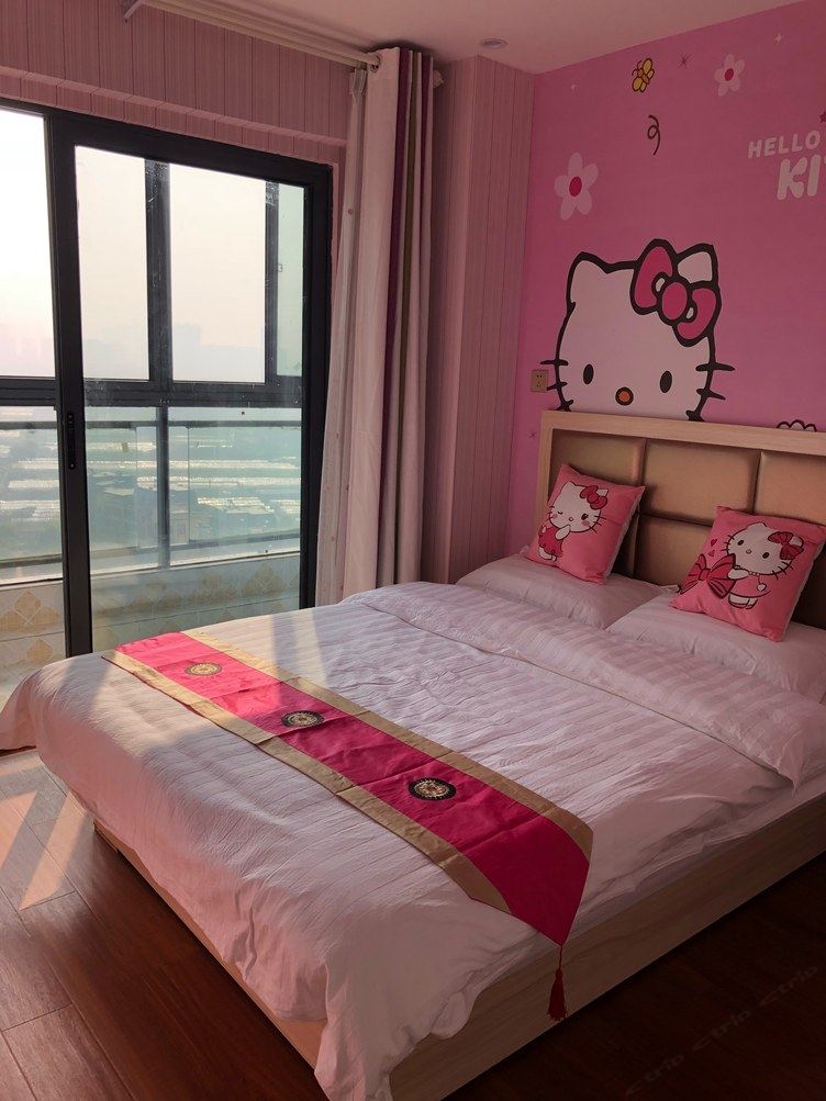 阳台一室大床房