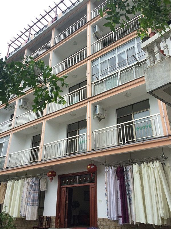 天目山明月阁山庄