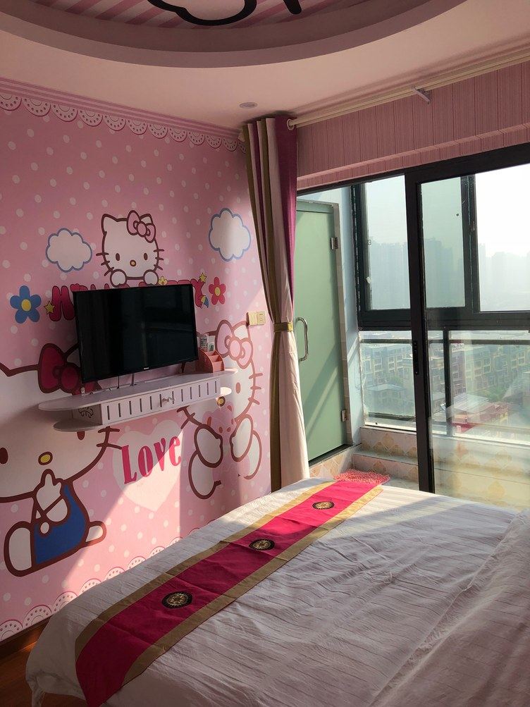 阳台一室大床房