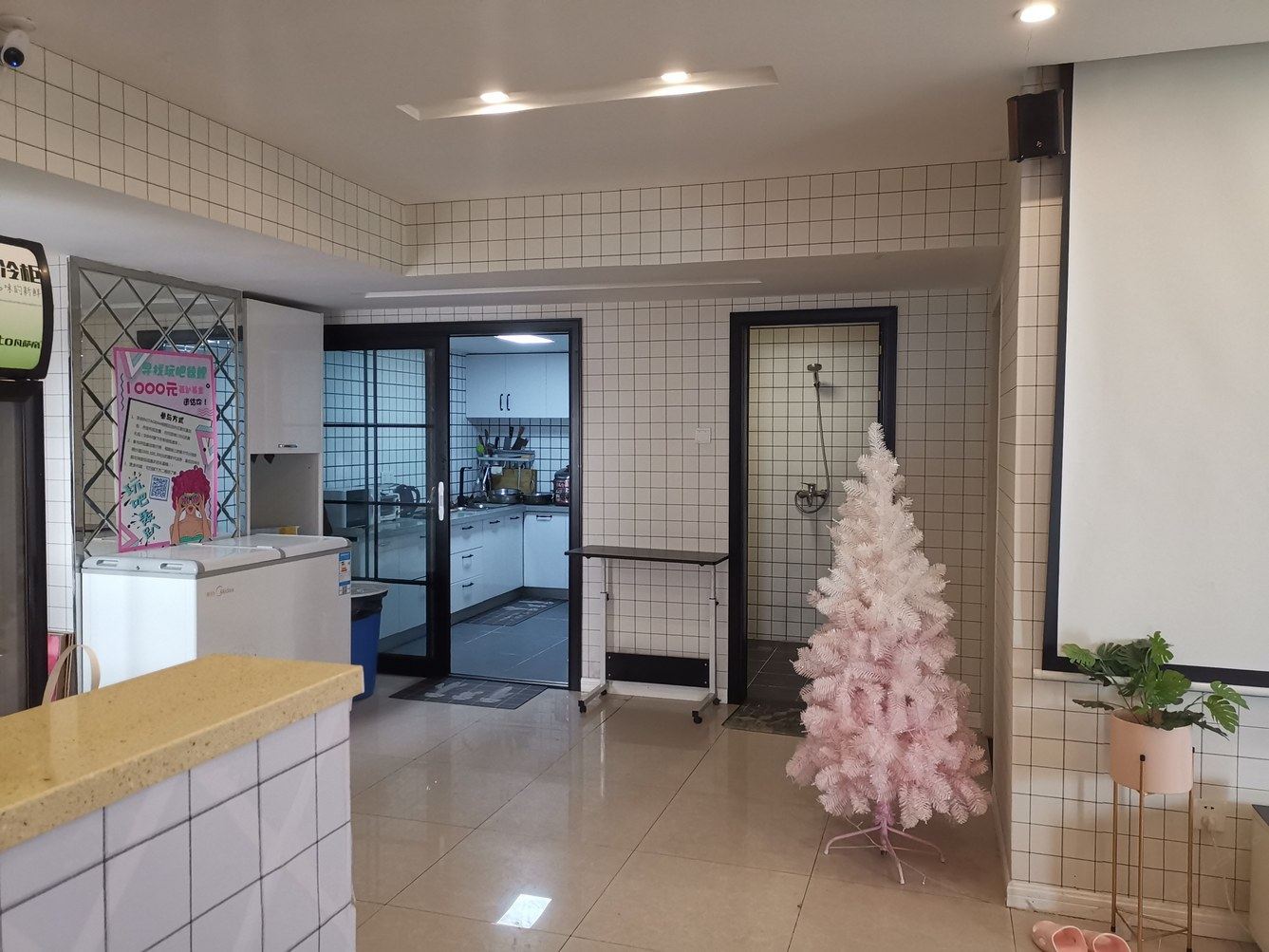精致一室二厅套房