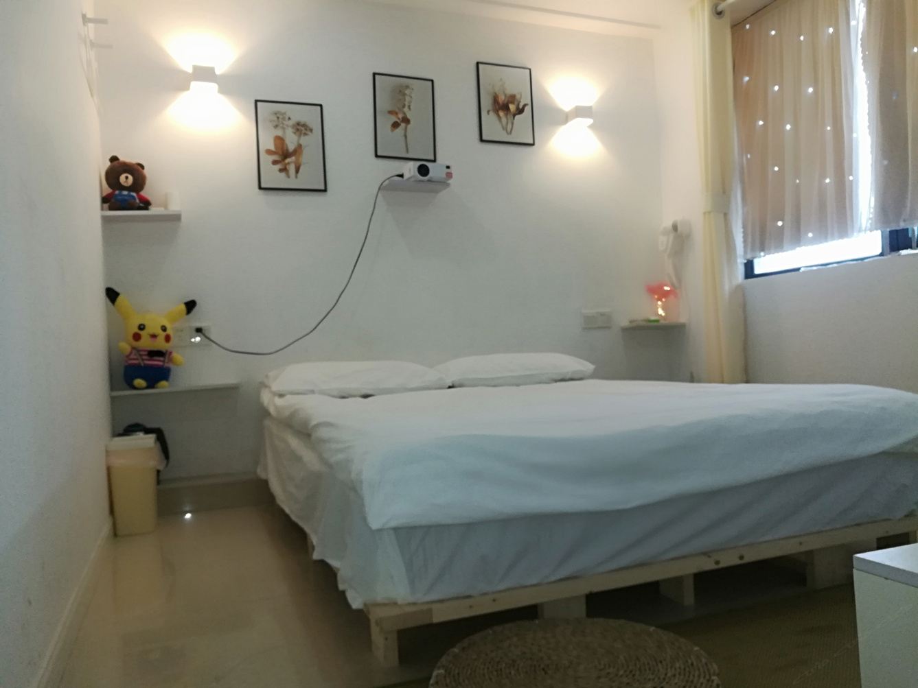 阳光大床房