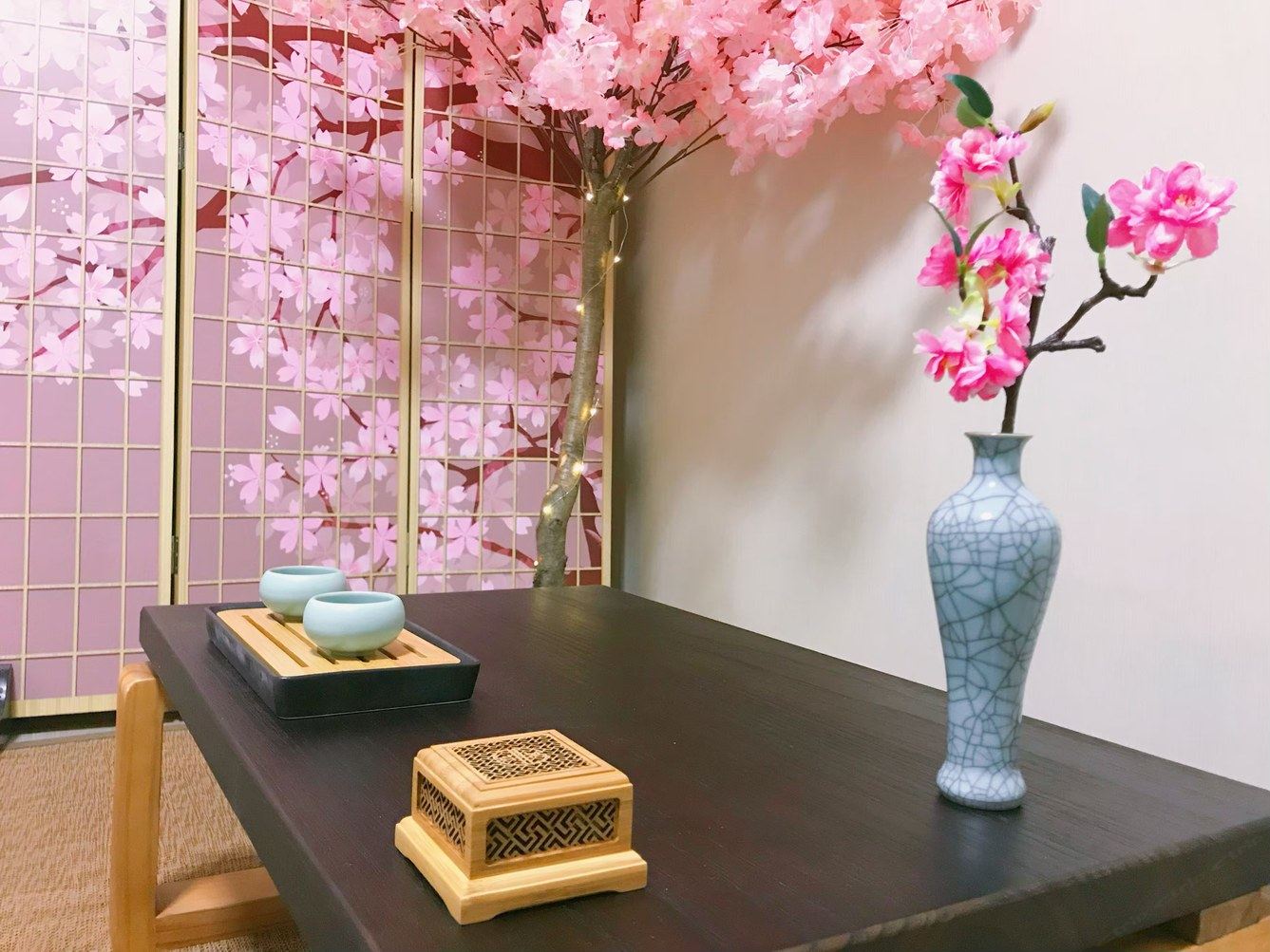 樱花一室大床房