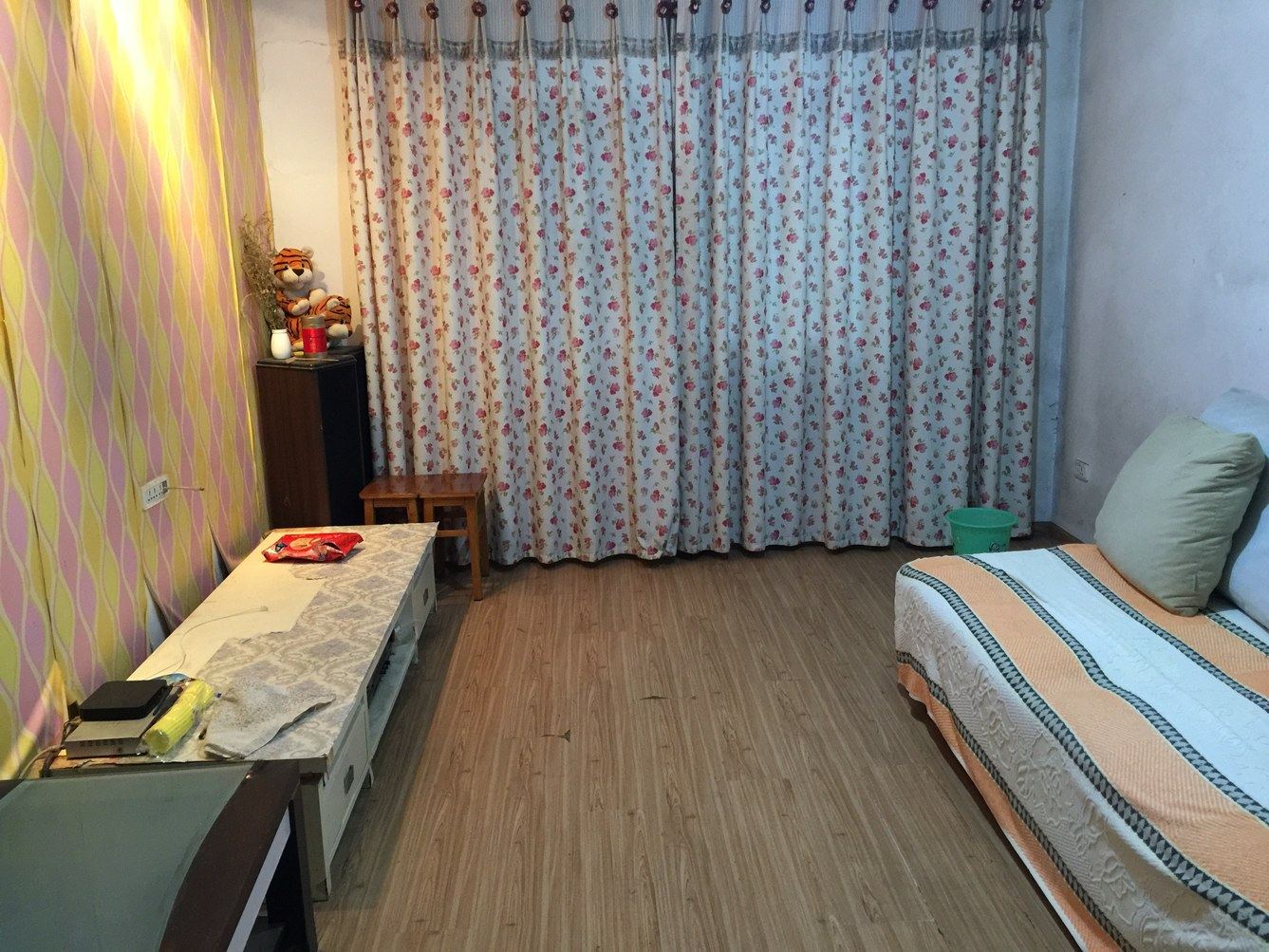 欢乐二室一厅套房