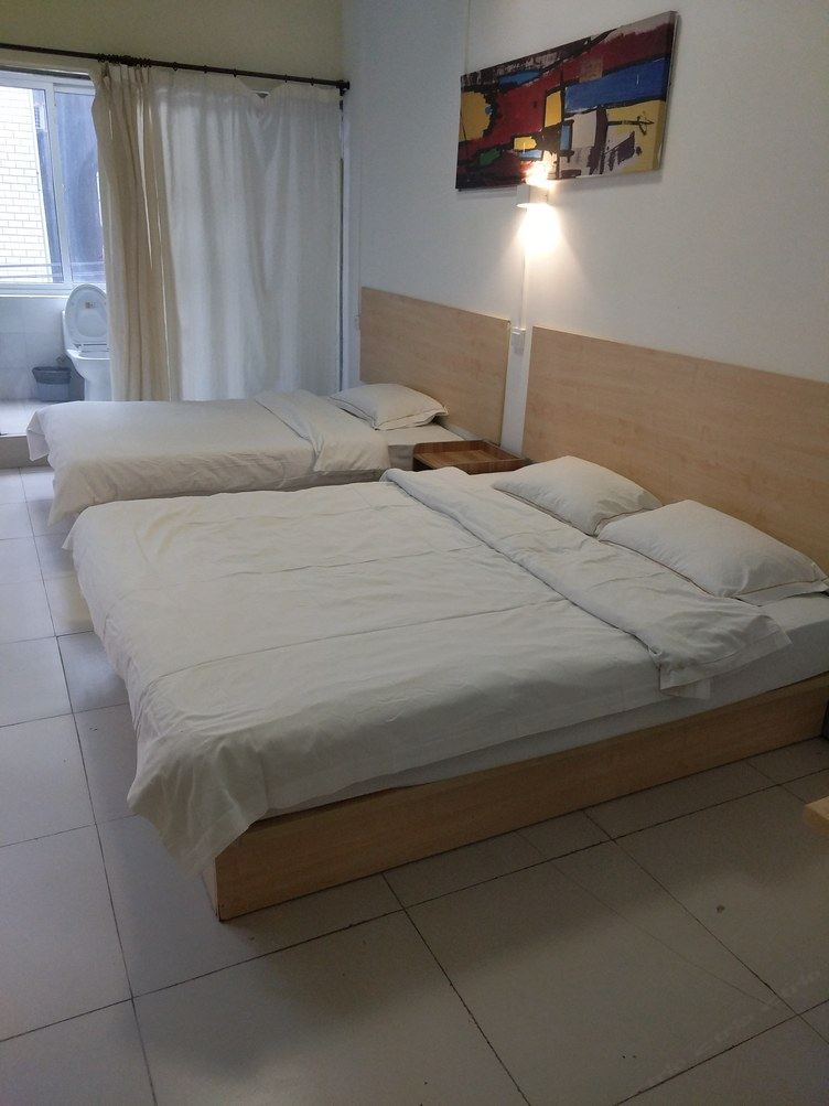舒适一室二床房