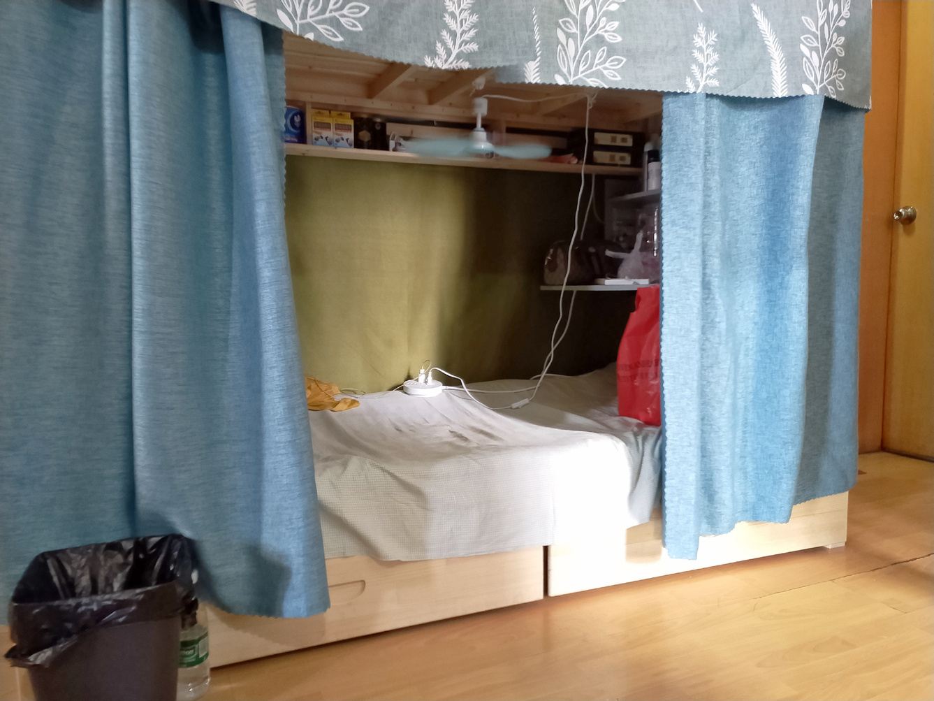 一室单床房
