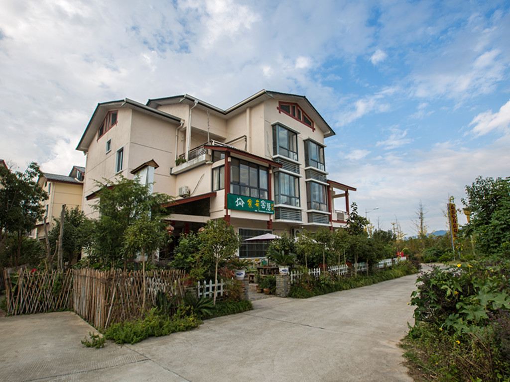 澄迈浪漫三亚海棠湾龙海风情小镇别墅(悦海湾分店)