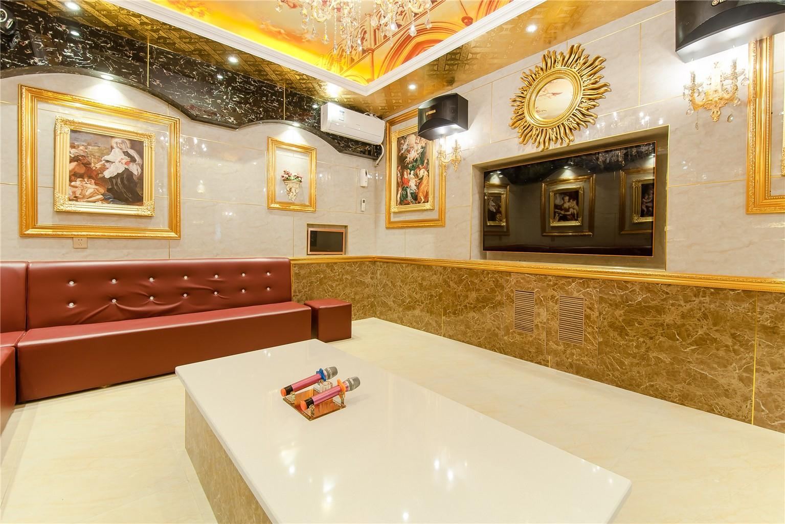 自由天堂别墅轰趴馆(成都国色天香店)