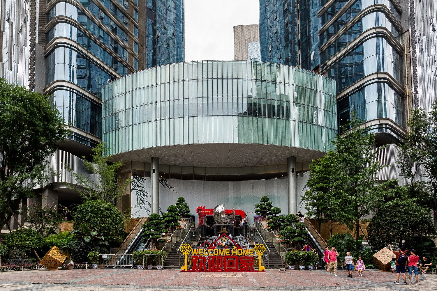成都270度全落地窗观景房普通公寓