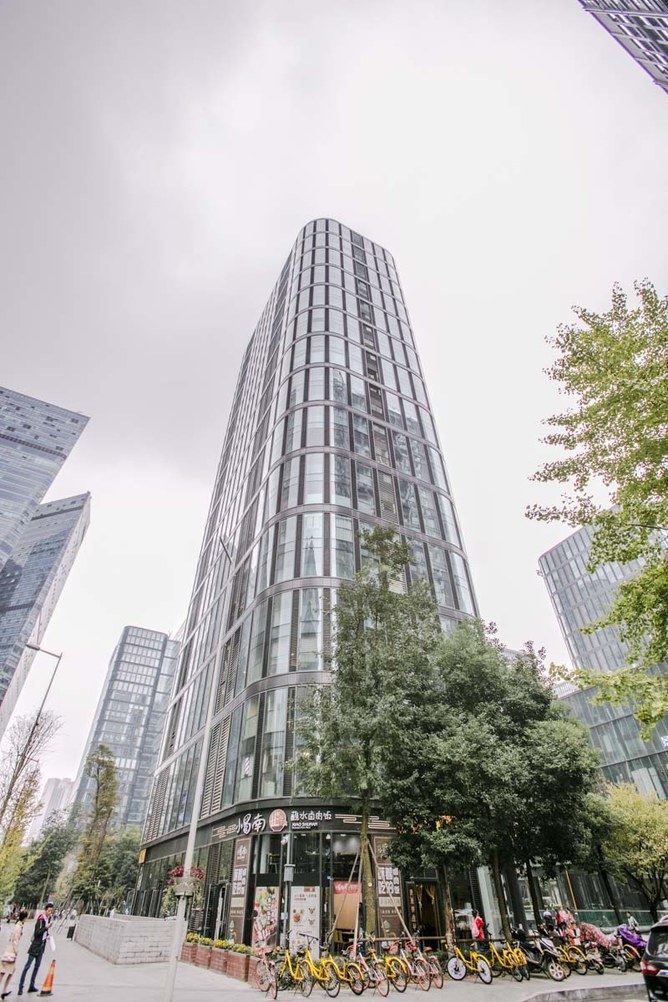 成都童梦蓝海春熙路IFS新南门地铁普通公寓(天府大道分店)