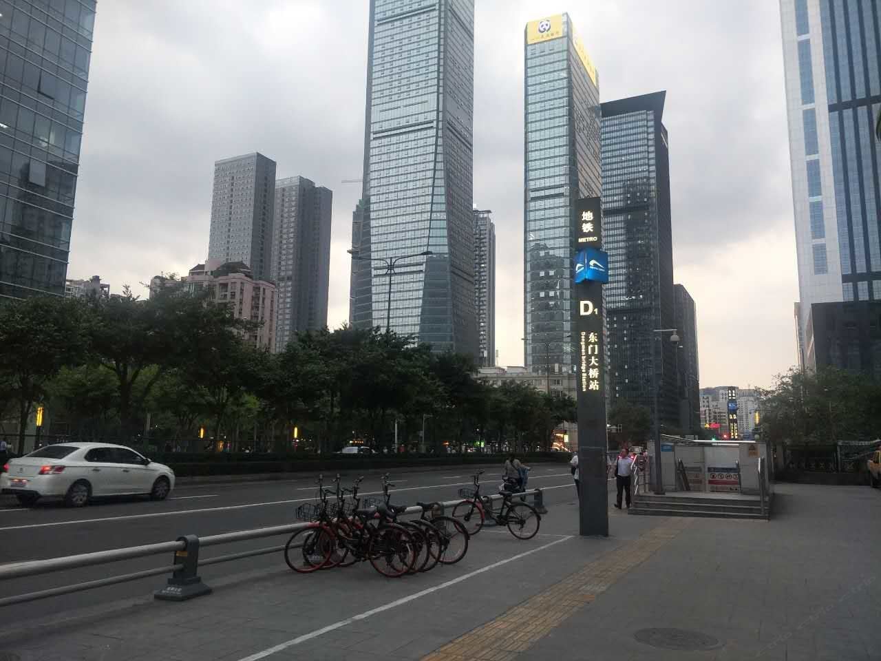 成都不期而遇复式公寓(均隆街店)