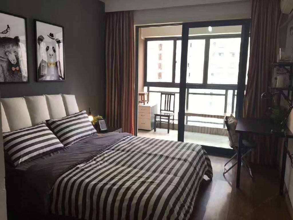 郑州旅行酿酒师公寓(路砦村分店)